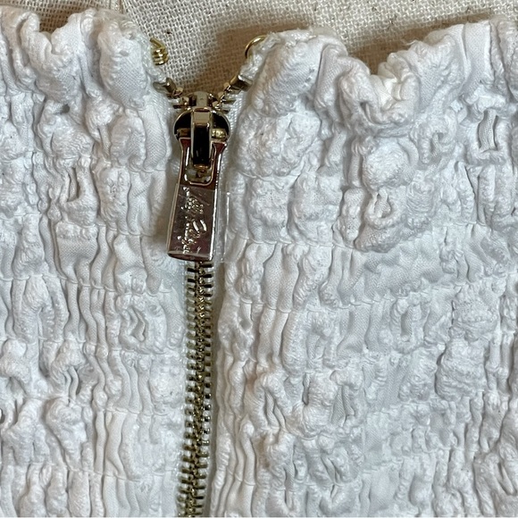 Lilly Pulitzer White Eyelet Crop Top NWT Size 14 Adjustable Straps - Picture 3 of 6